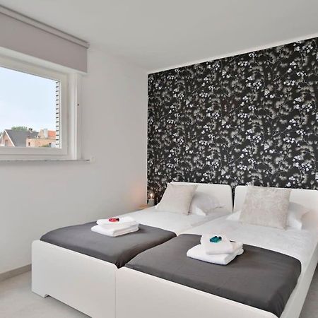 Huswell - Spacious Bungalow With Garden Near The Beach & Sea Middelkerke Eksteriør billede