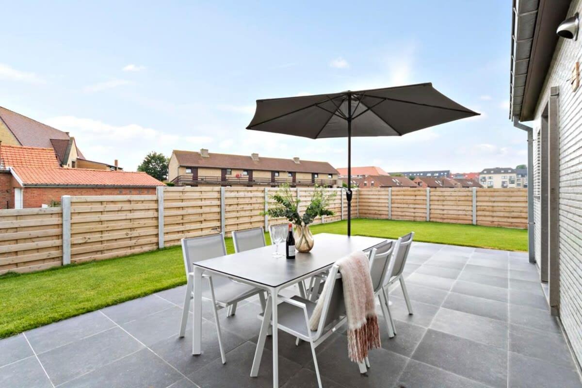Huswell - Spacious Bungalow With Garden Near The Beach & Sea Middelkerke Eksteriør billede