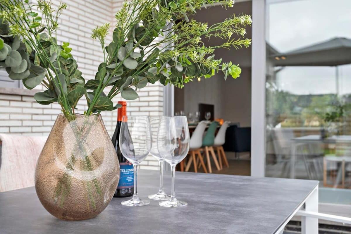 Huswell - Spacious Bungalow With Garden Near The Beach & Sea Middelkerke Eksteriør billede